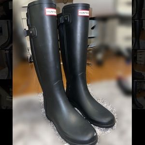 Size 7 Womens Hunter Rain Boots